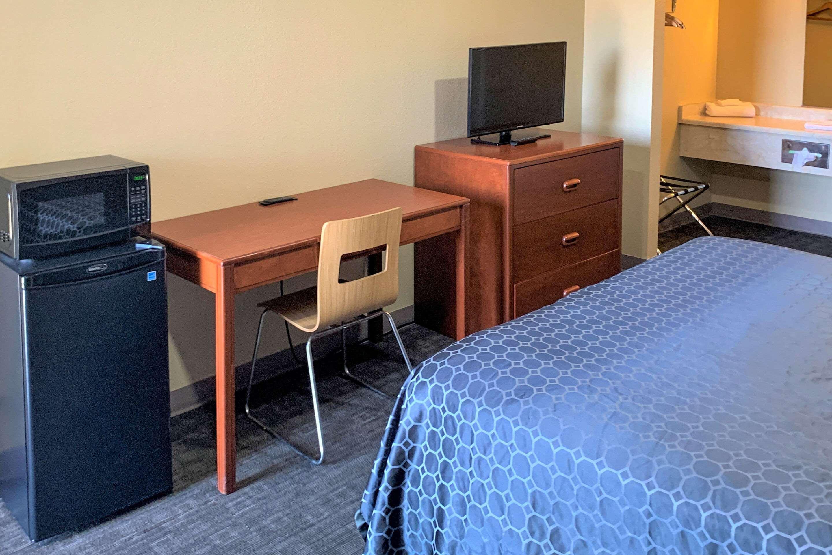 Rodeway Inn Sacramento-University Area エクステリア 写真