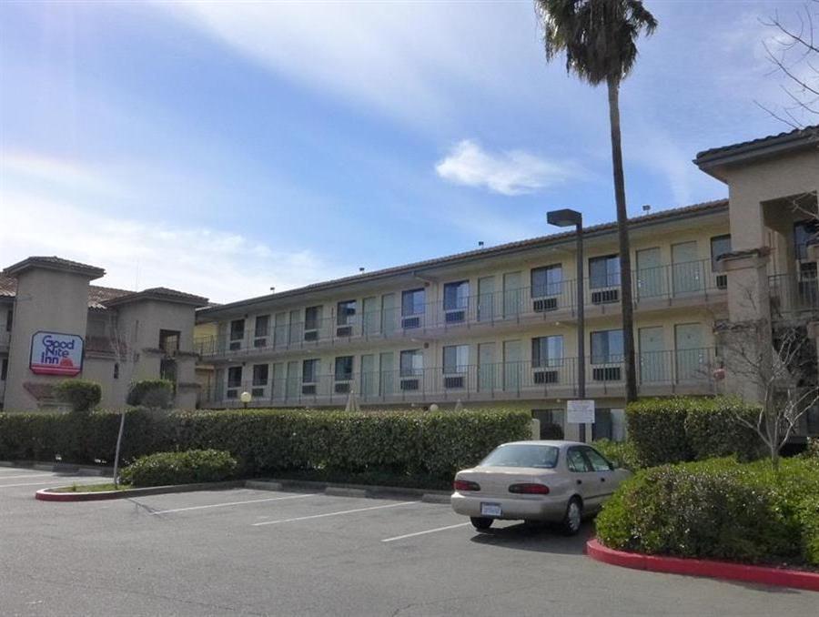 Rodeway Inn Sacramento-University Area エクステリア 写真