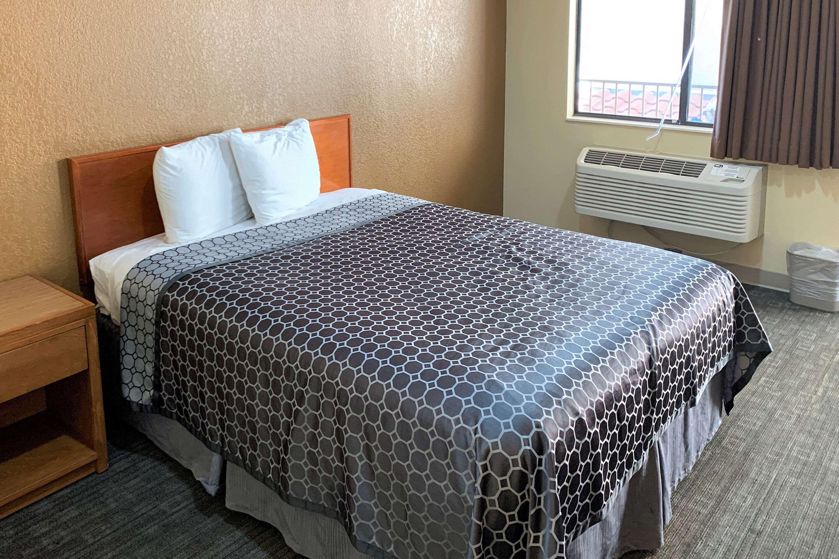 Rodeway Inn Sacramento-University Area エクステリア 写真