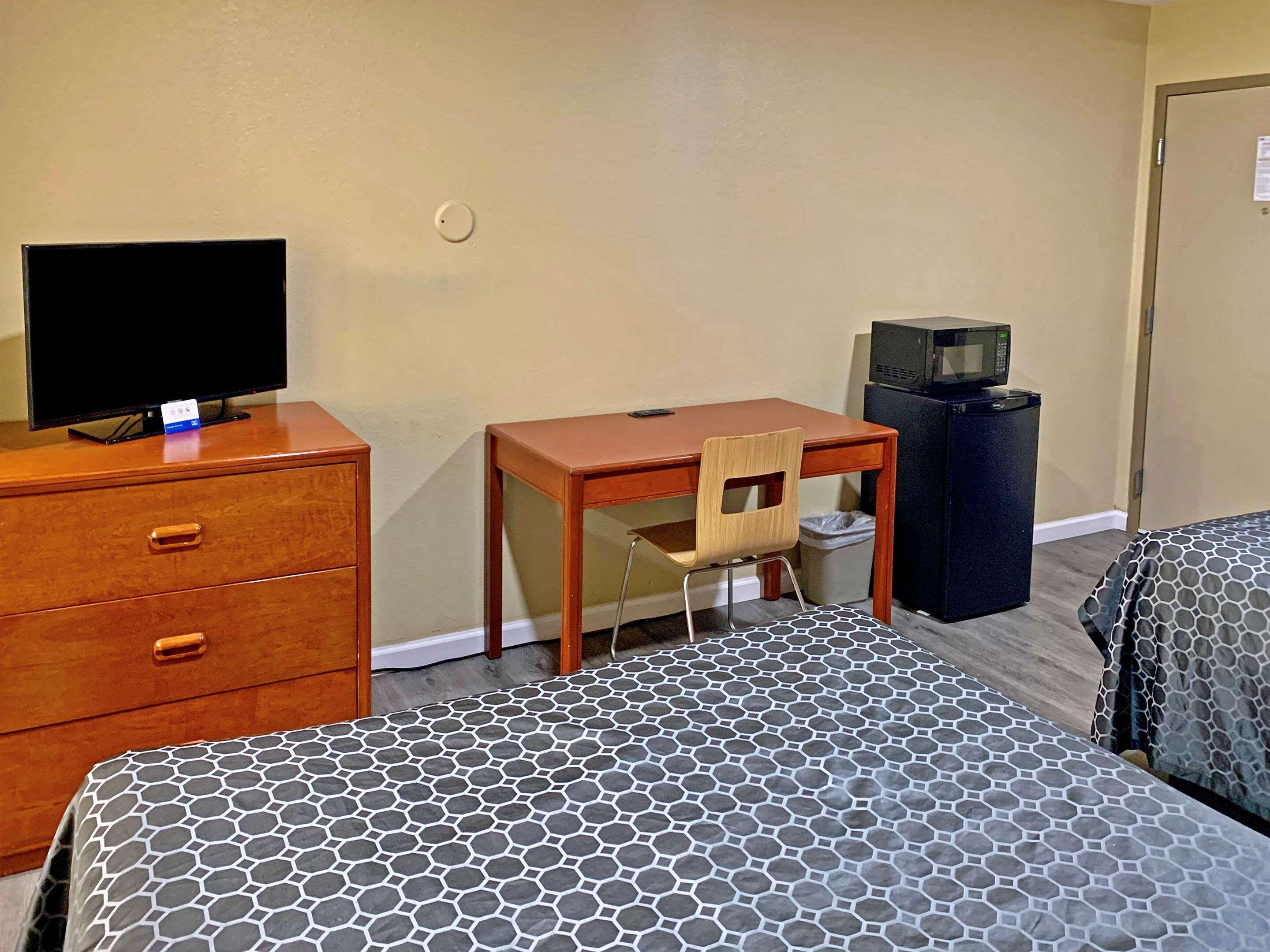 Rodeway Inn Sacramento-University Area エクステリア 写真