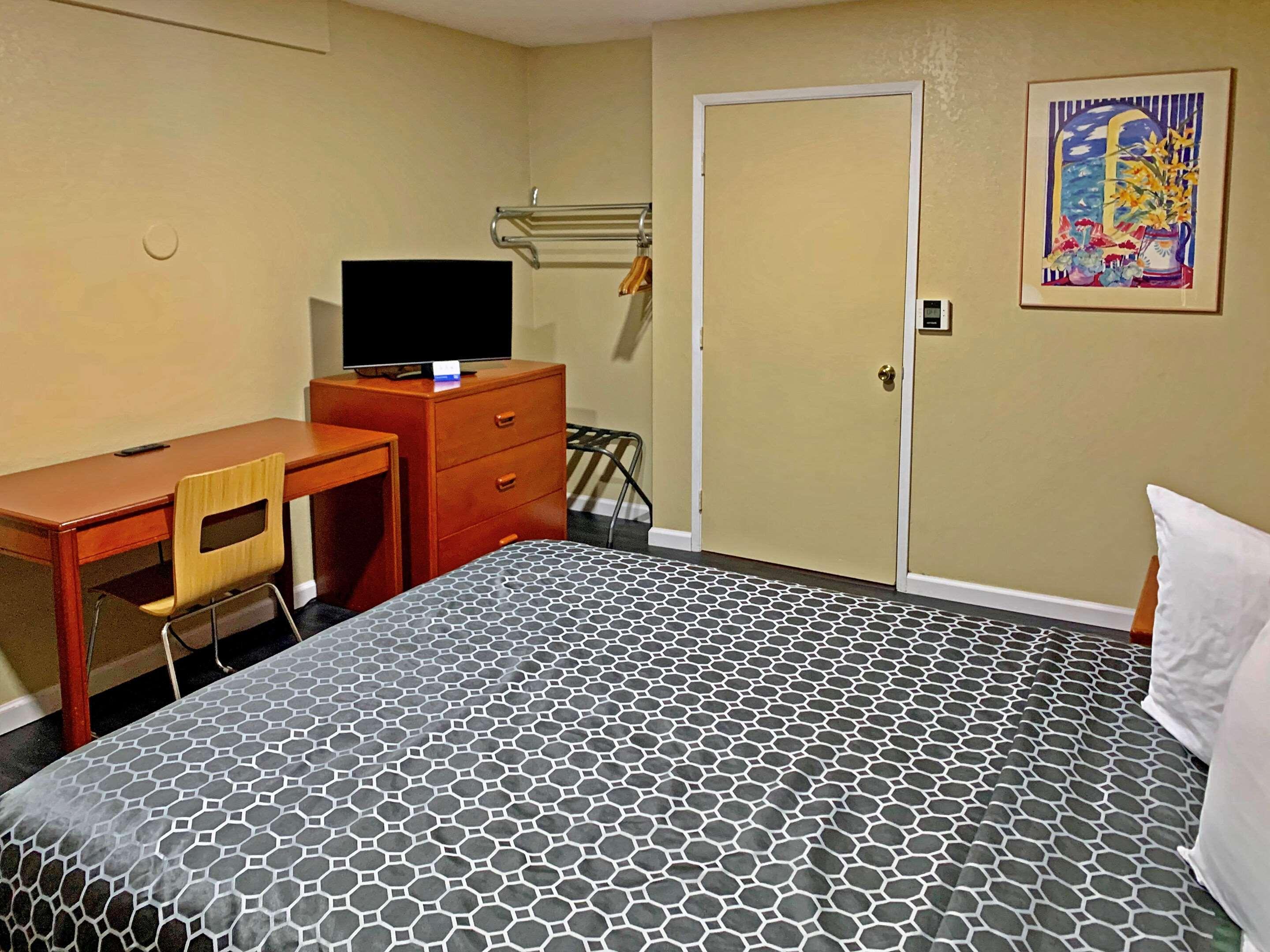 Rodeway Inn Sacramento-University Area エクステリア 写真