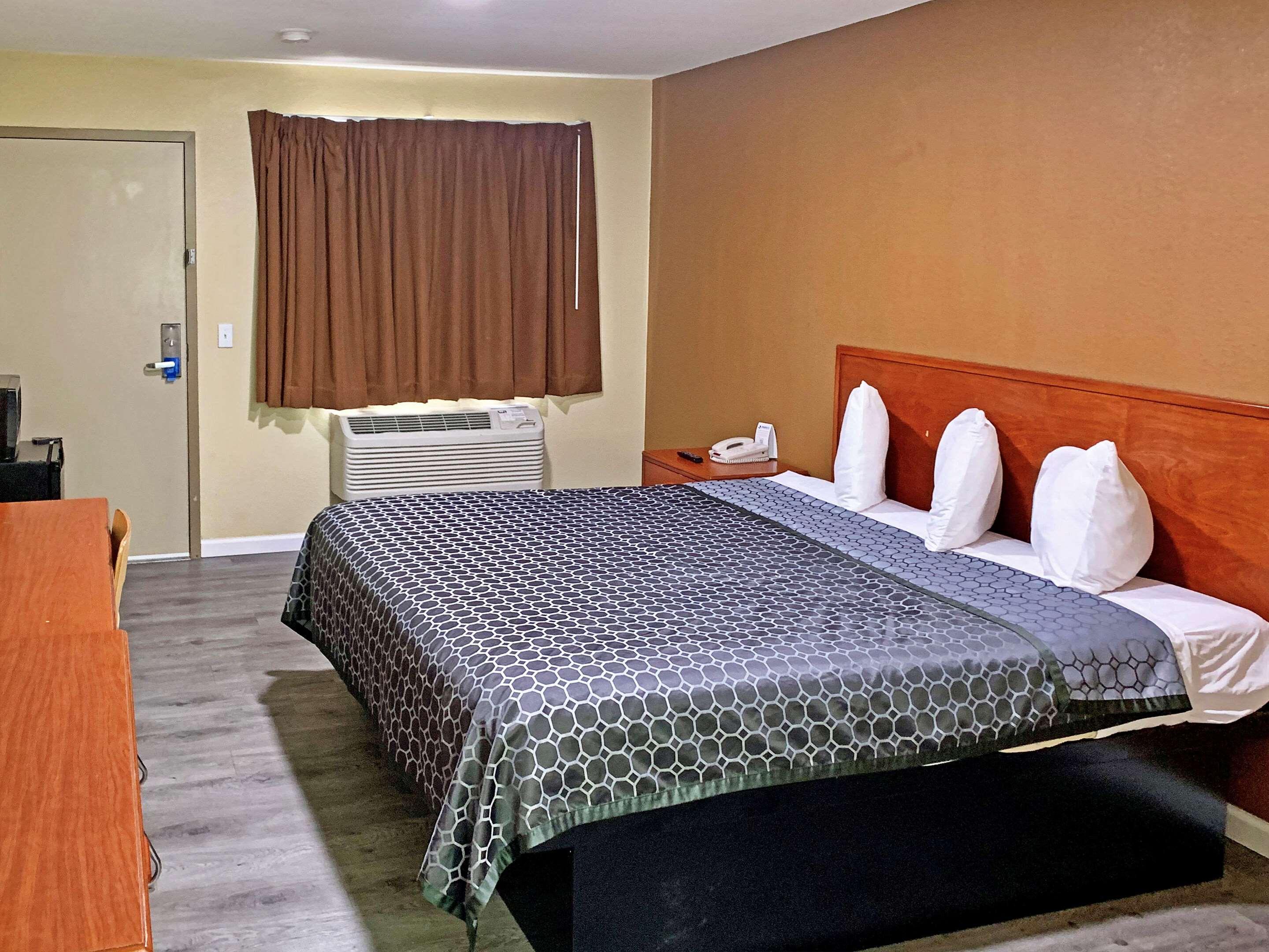 Rodeway Inn Sacramento-University Area エクステリア 写真