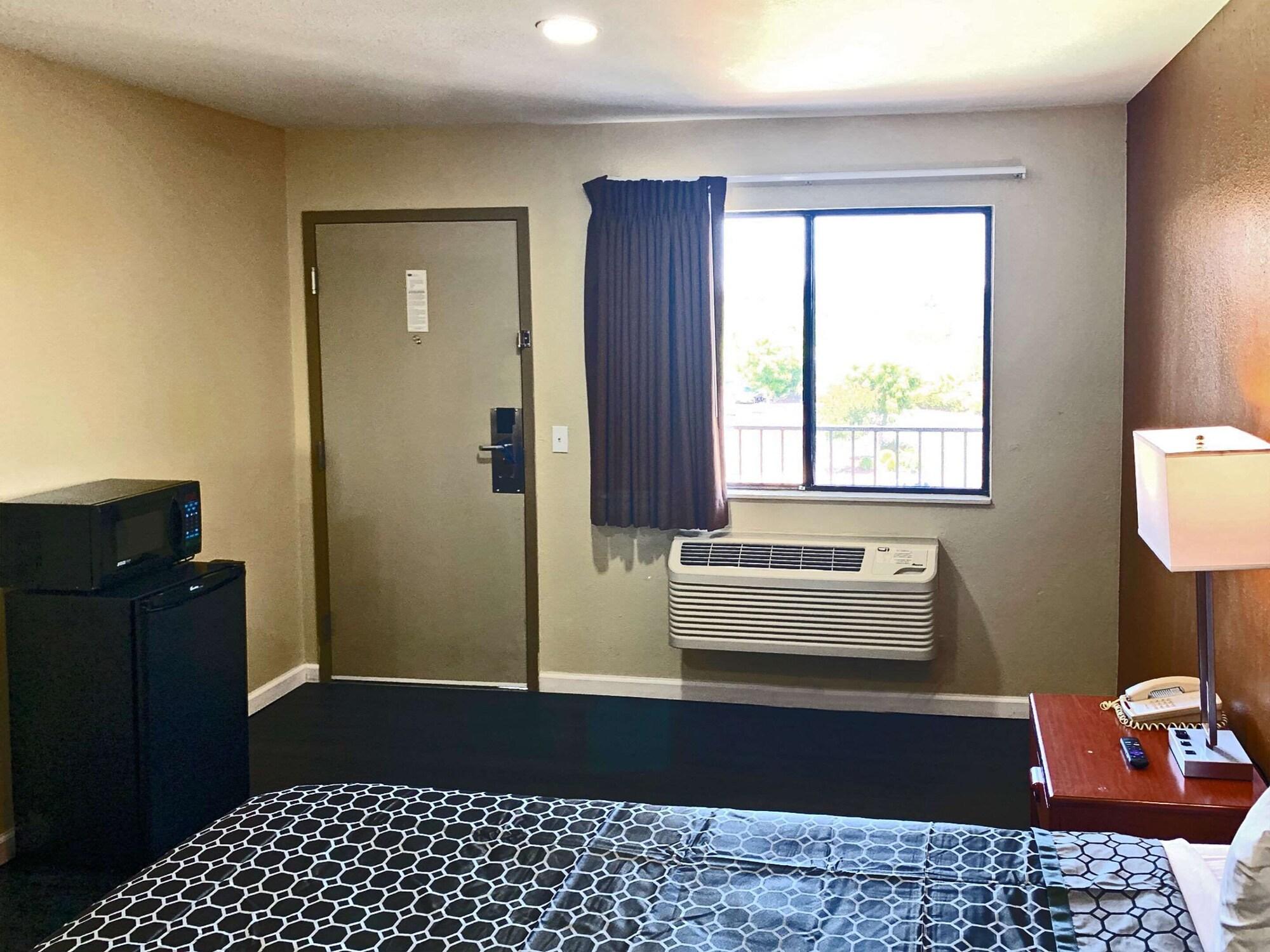 Rodeway Inn Sacramento-University Area エクステリア 写真