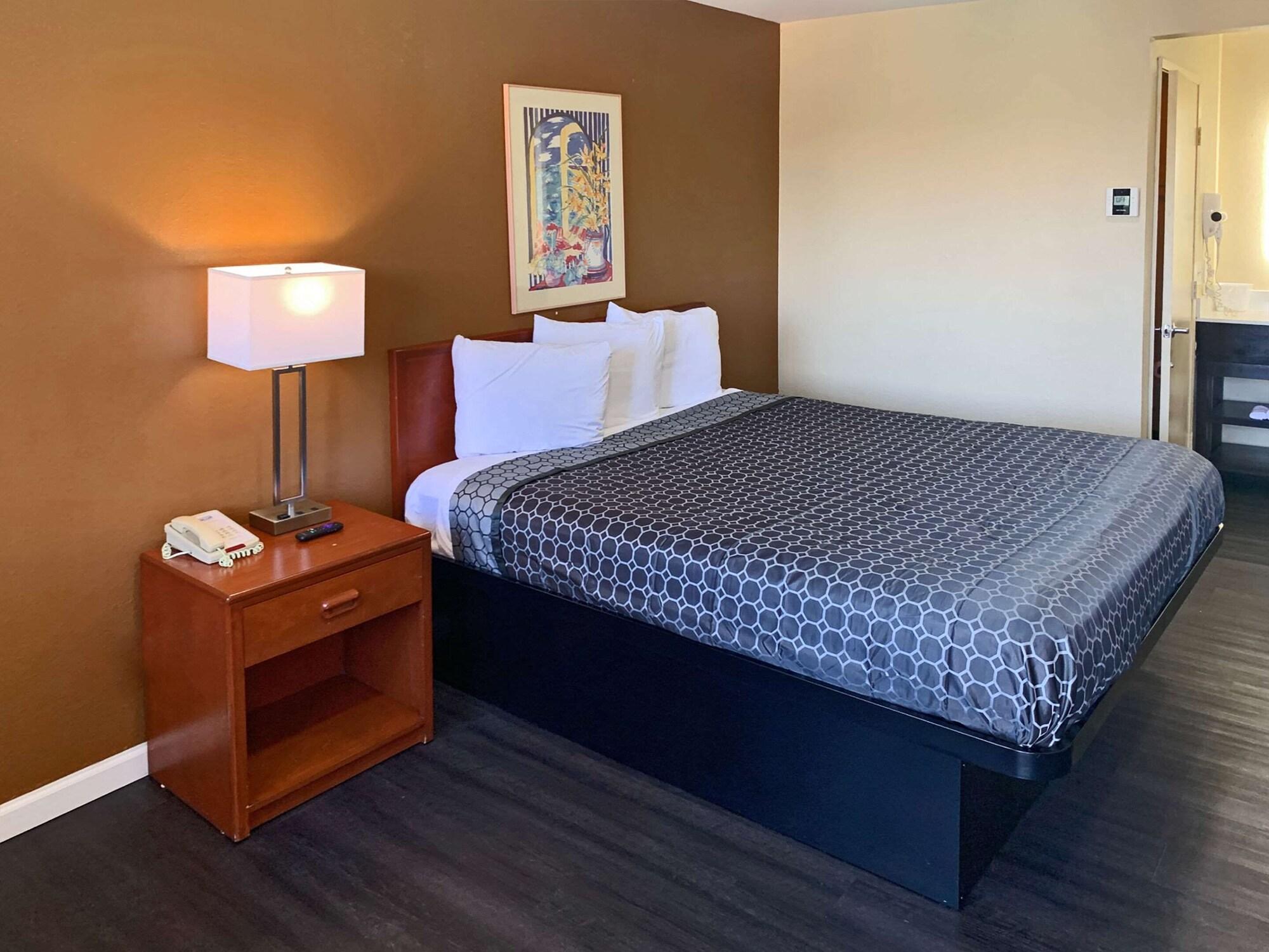Rodeway Inn Sacramento-University Area エクステリア 写真