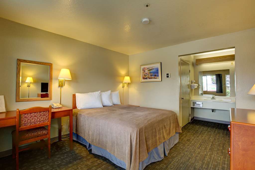 Rodeway Inn Sacramento-University Area 部屋 写真