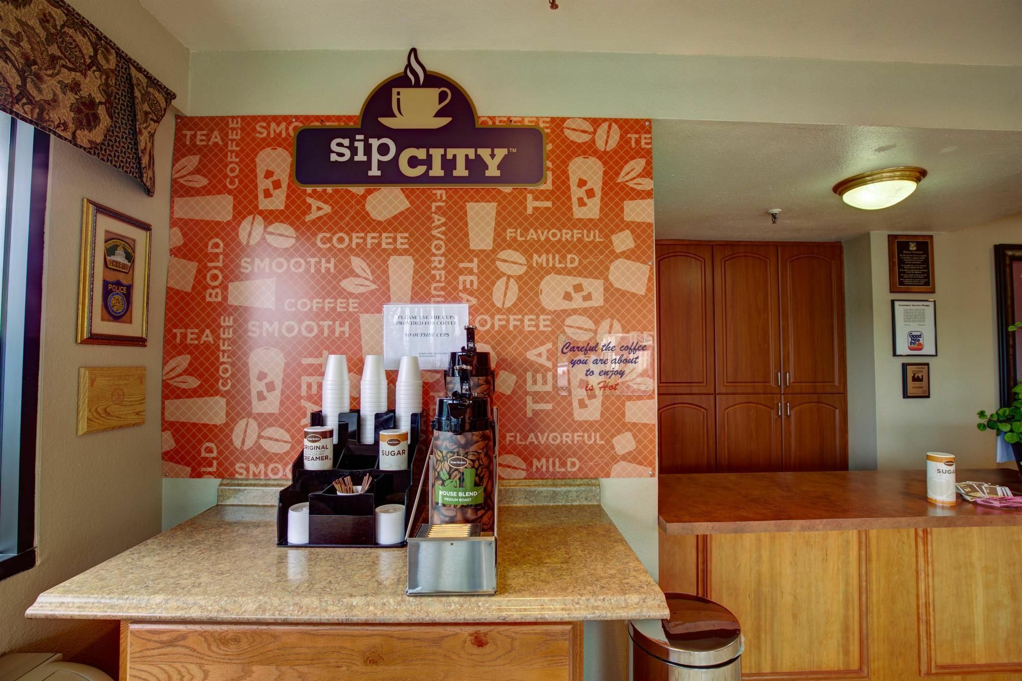 Rodeway Inn Sacramento-University Area エクステリア 写真
